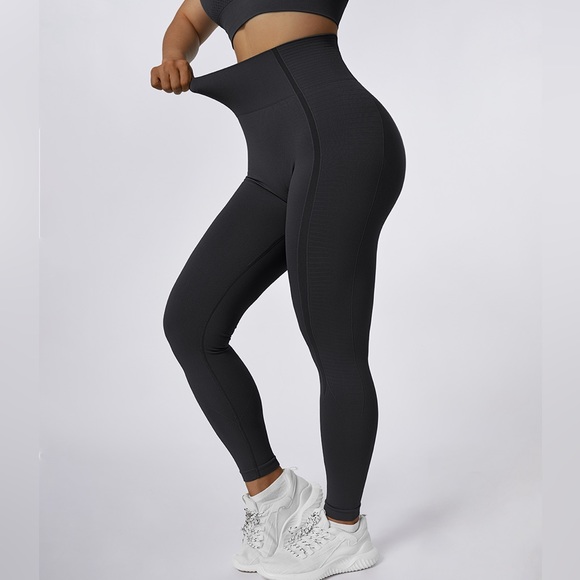 Sport leggings - Picture 3 of 10